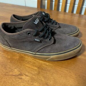 Men’s Vans skate shoes size 10
